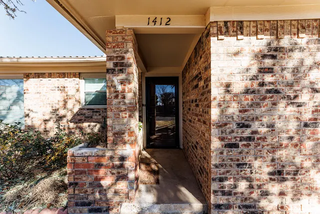 Photo 3 — 1412 Quaker Street, Slaton, TX 79364