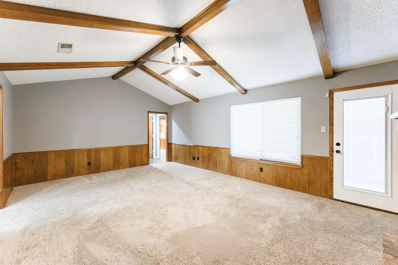 Photo 9 — 1412 Quaker Street, Slaton, TX 79364