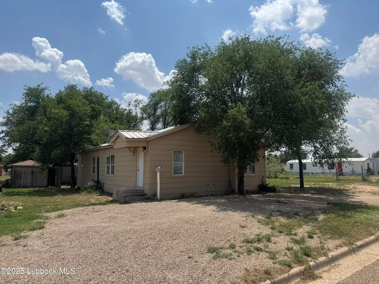 Front exterior — 413 W 5th Street, Post, TX 79356