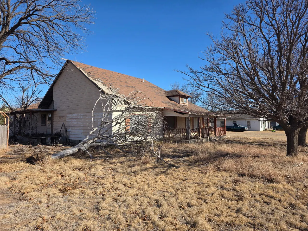Photo 5 — 322 W Tennessee Street, Floydada, TX 79235
