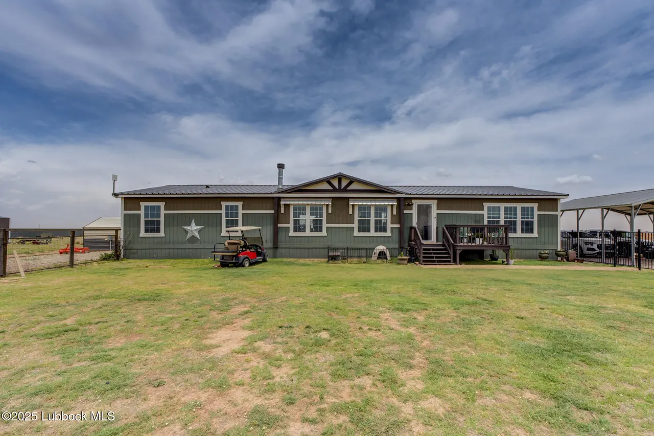 Photo 2 — 10504 County Rd 7000, Wolfforth, TX 79382