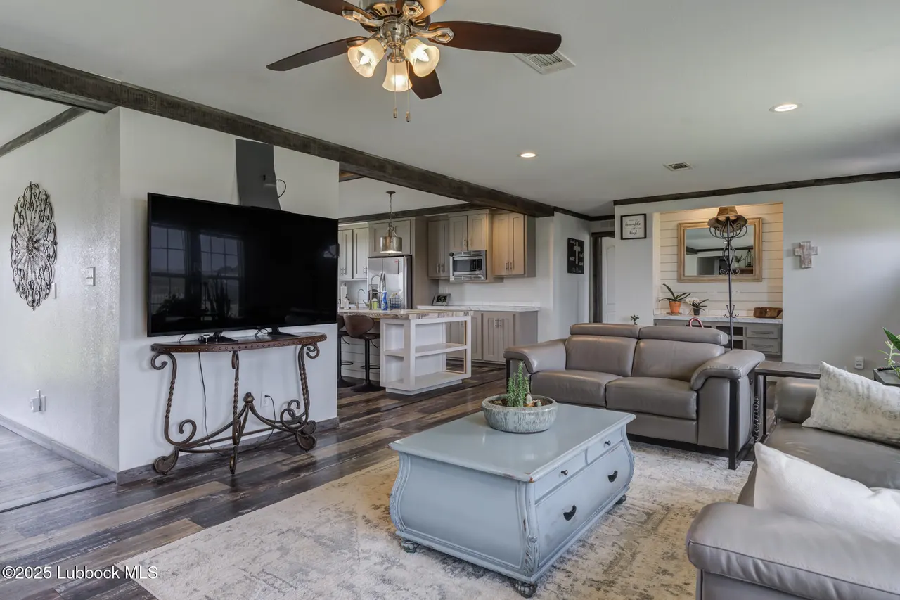 Photo 15 — 10504 County Rd 7000, Wolfforth, TX 79382