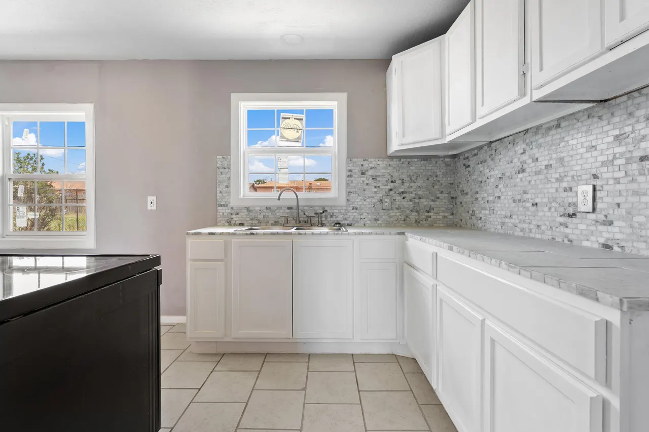 Photo 9 — 1815 E Amherst Street, Lubbock, TX 79403