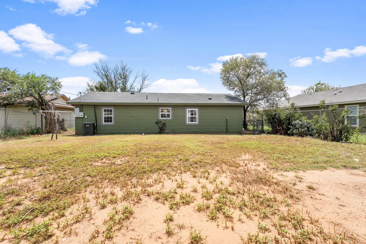Photo 18 — 1815 E Amherst Street, Lubbock, TX 79403