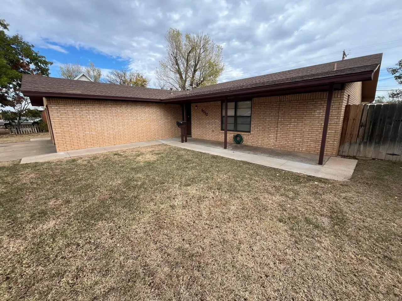 Photo 3 — 1312 Yonkers Street, Plainview, TX 79072