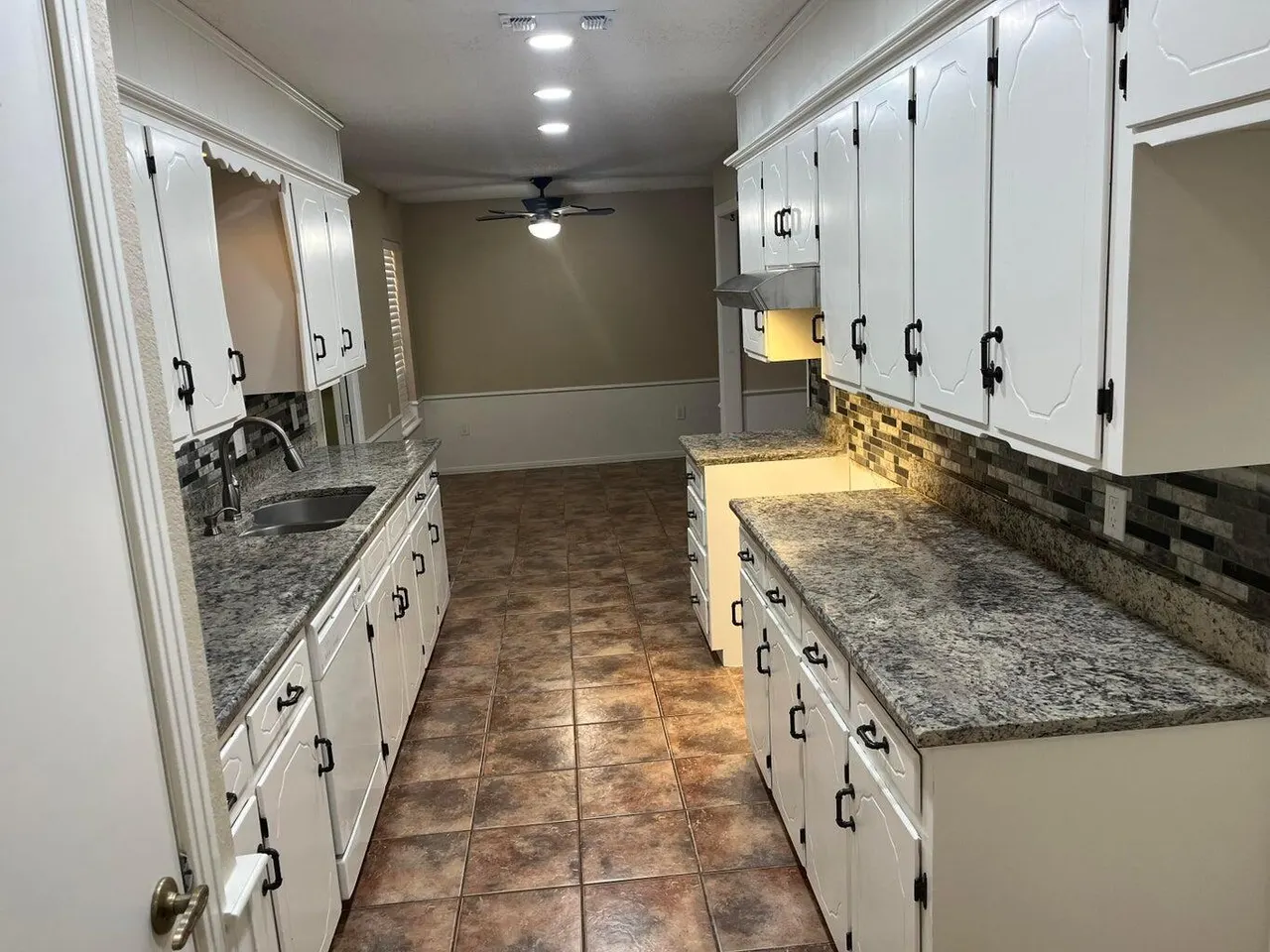 Photo 10 — 1312 Yonkers Street, Plainview, TX 79072