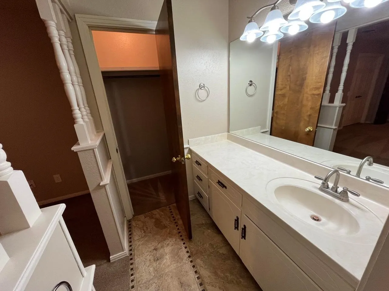Photo 13 — 1312 Yonkers Street, Plainview, TX 79072