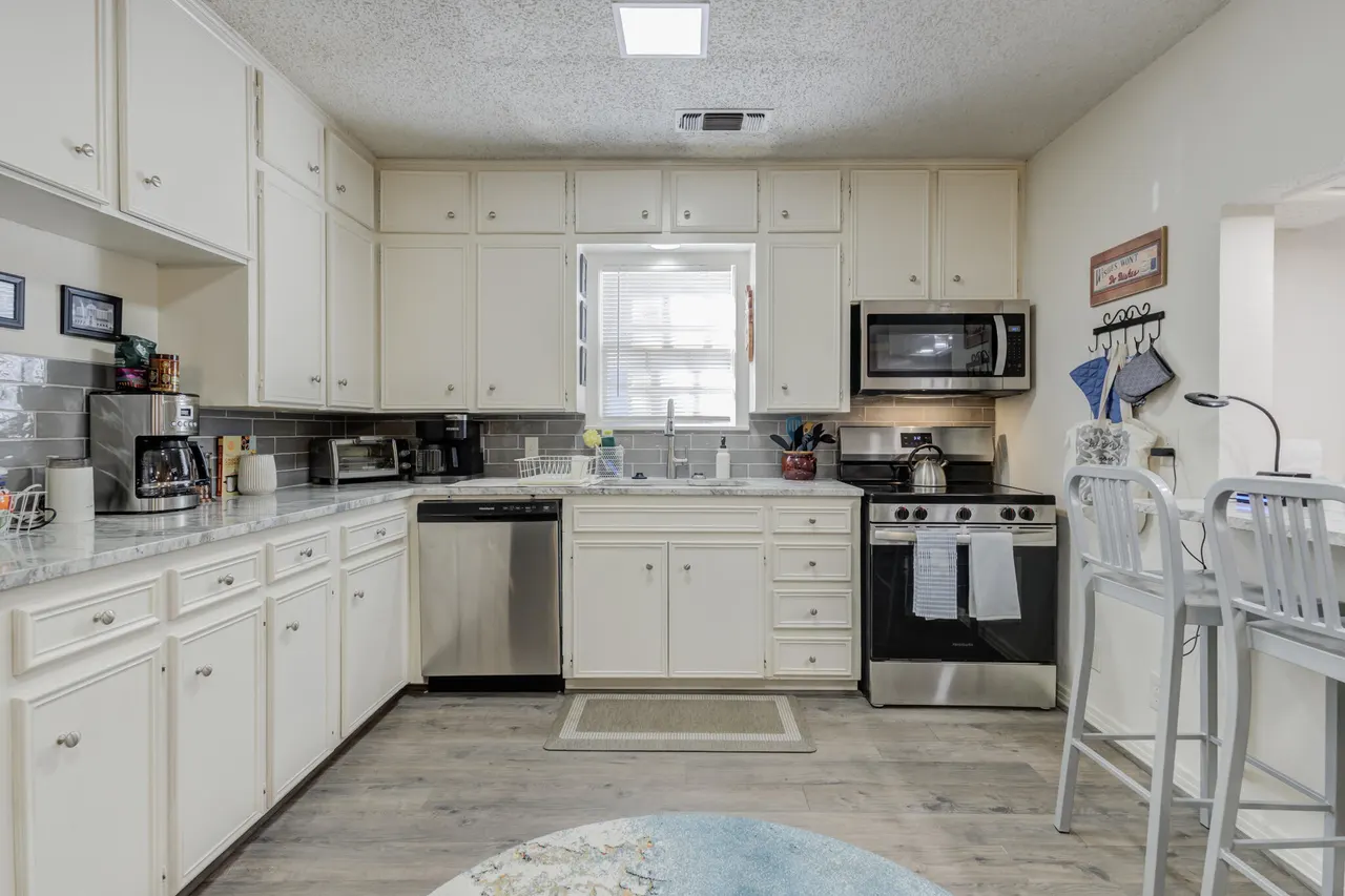 Photo 13 — 2822 23rd Street, Lubbock, TX 79410