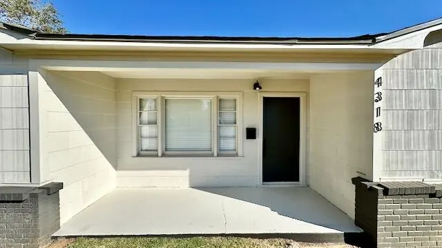 Photo 2 — 4318 31st Street, Lubbock, TX 79410