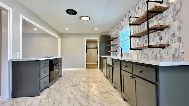 Photo 9 — 4318 31st Street, Lubbock, TX 79410