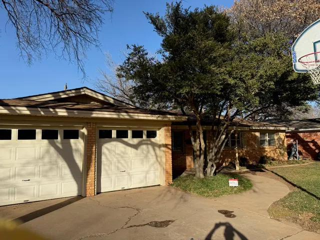 Photo 3 — 3012 69th Street, Lubbock, TX 79413