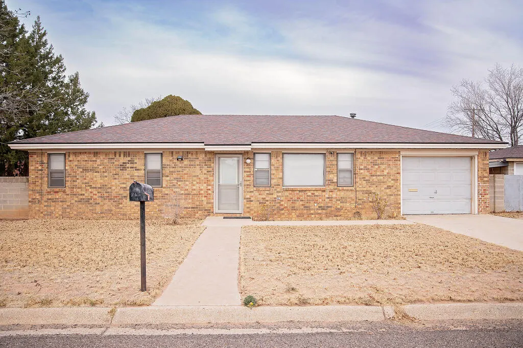 Front exterior — 520 W 8th Street, Denver City, TX 79323