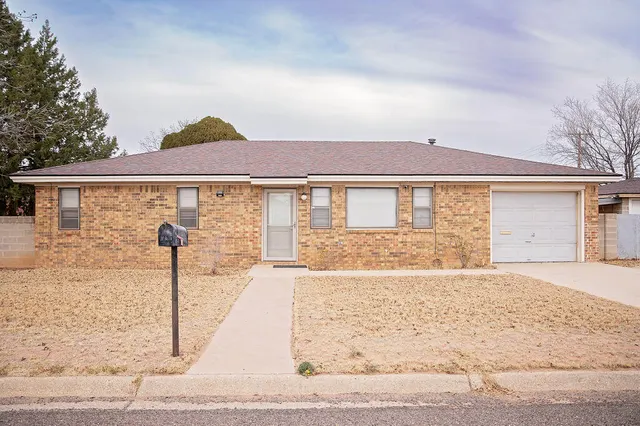 Front exterior — 520 W 8th Street, Denver City, TX 79323