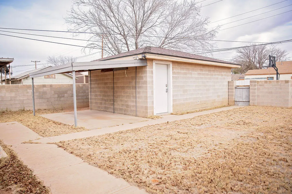 Photo 25 — 520 W 8th Street, Denver City, TX 79323