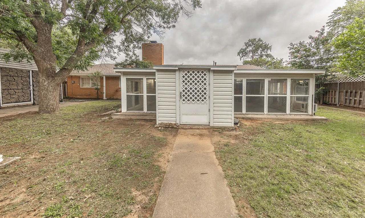 Photo 26 — 2310 61st Street, Lubbock, TX 79412