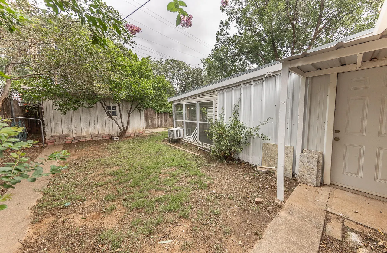 Photo 28 — 2310 61st Street, Lubbock, TX 79412