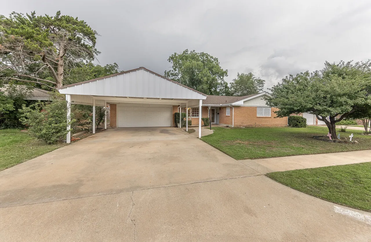 Photo 35 — 2310 61st Street, Lubbock, TX 79412