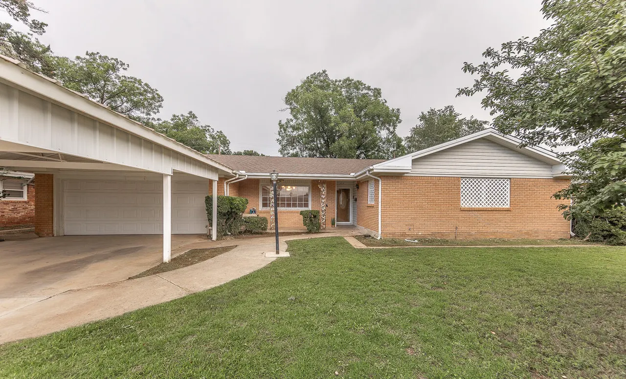Photo 36 — 2310 61st Street, Lubbock, TX 79412