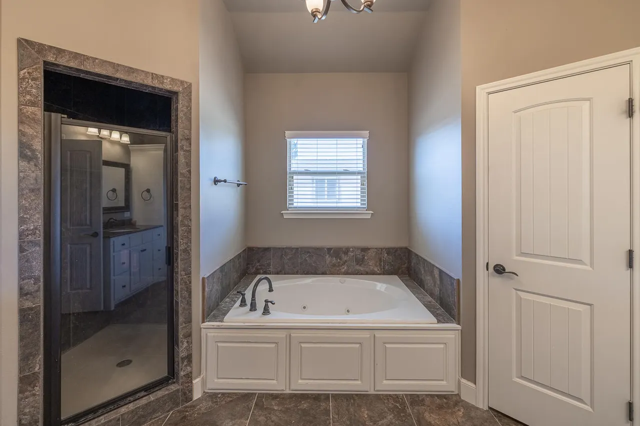 Photo 14 — 527 Avenue T, Shallowater, TX 79363