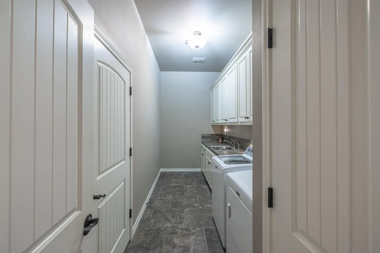 Photo 20 — 527 Avenue T, Shallowater, TX 79363