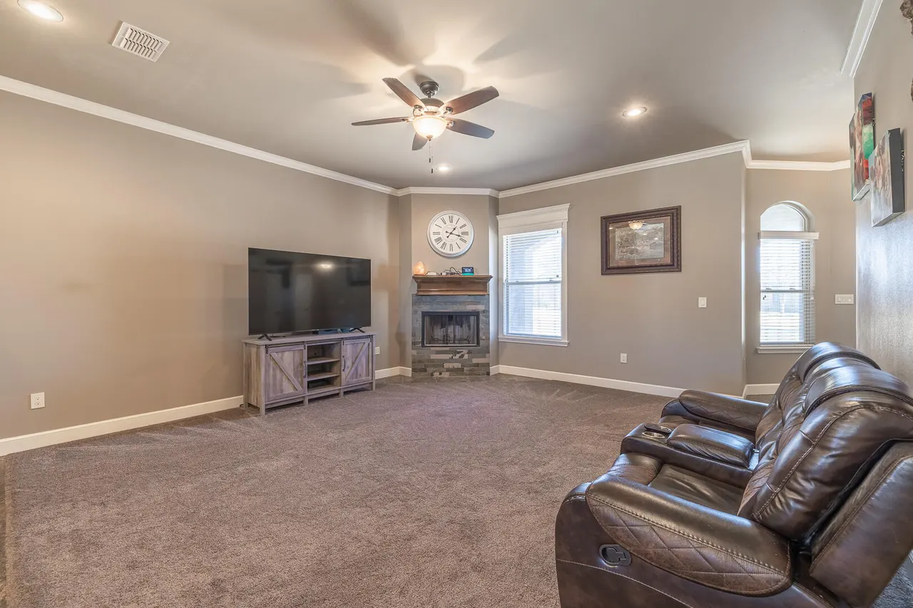 Photo 33 — 527 Avenue T, Shallowater, TX 79363
