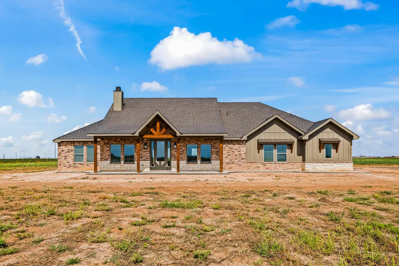 Front exterior — 1214 W Hardin, Lubbock, TX 79403