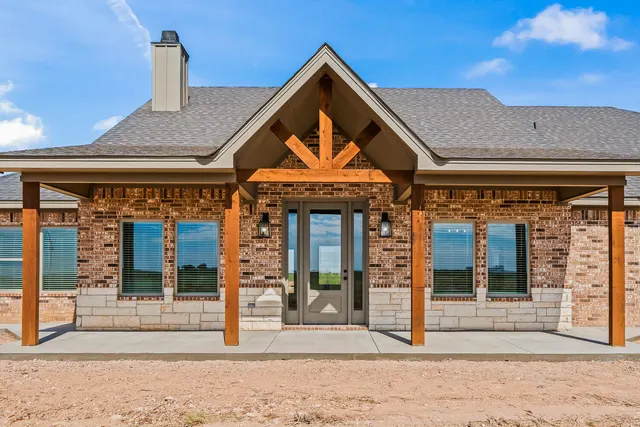 Photo 3 — 1214 W Hardin, Lubbock, TX 79403