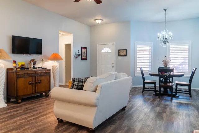 Photo 3 — 728 9th Street, Wolfforth, TX 79382