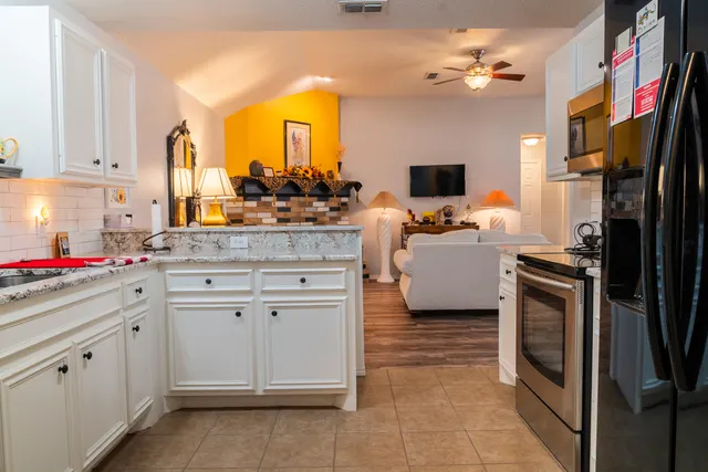 Photo 6 — 728 9th Street, Wolfforth, TX 79382