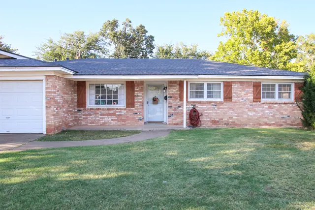 Photo 2 — 3306 61st Street, Lubbock, TX 79413