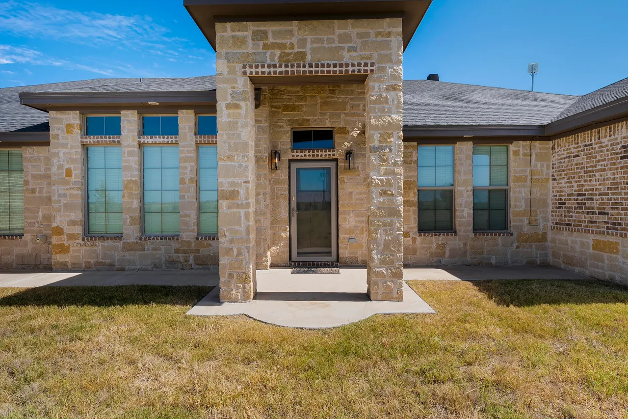 Photo 5 — 8910 N F M 1729, Idalou, TX 79329