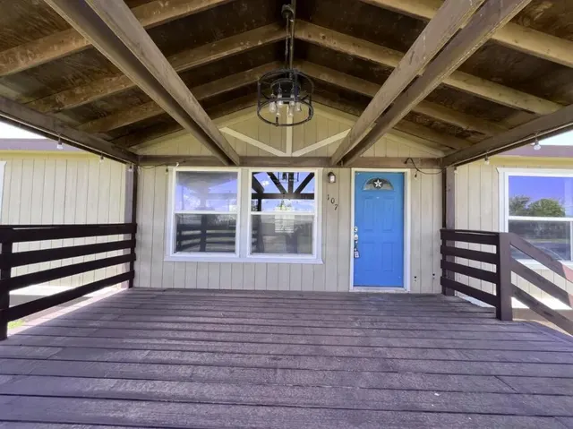Photo 4 — 107 Grant Street, Smyer, TX 79367