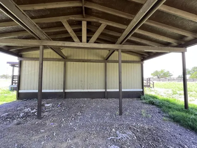 Photo 6 — 107 Grant Street, Smyer, TX 79367