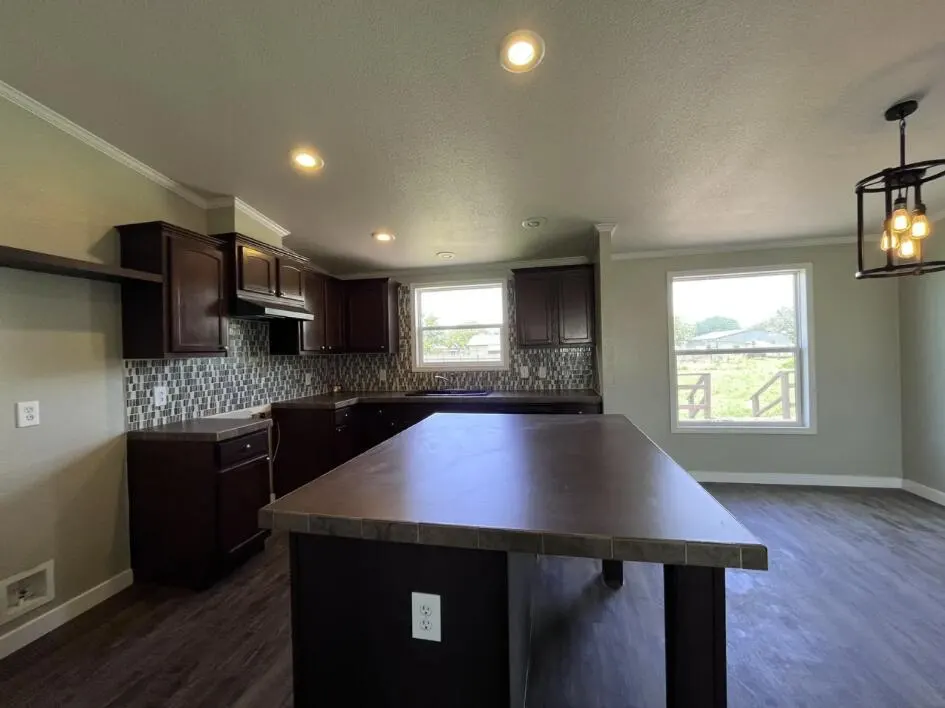 Photo 14 — 107 Grant Street, Smyer, TX 79367