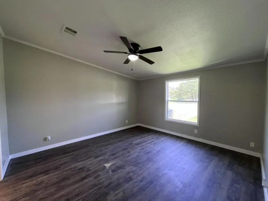 Photo 16 — 107 Grant Street, Smyer, TX 79367