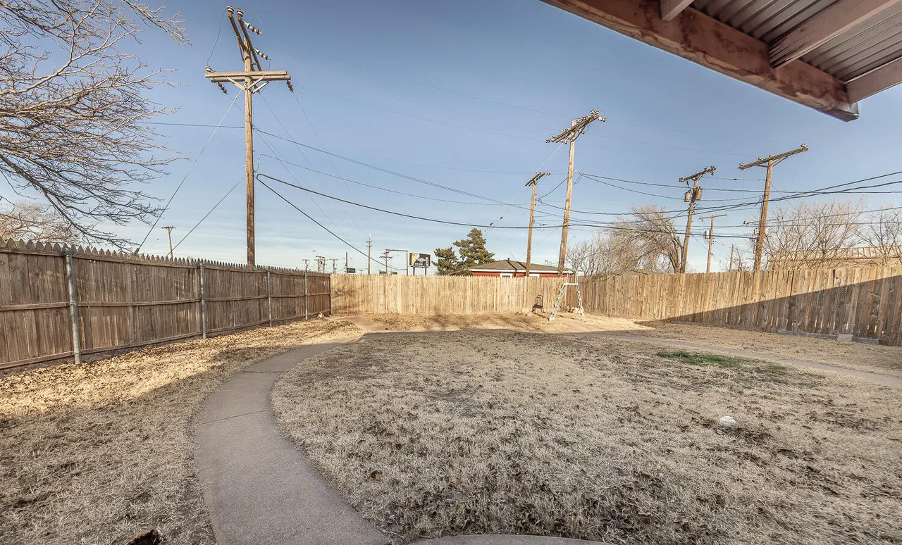 Photo 18 — 1710 43rd Street, Lubbock, TX 79412