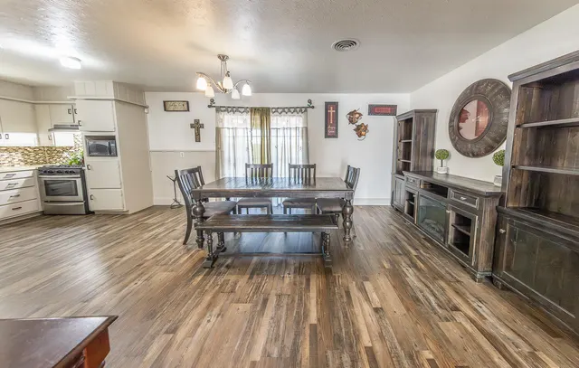 Photo 6 — 1710 43rd Street, Lubbock, TX 79412