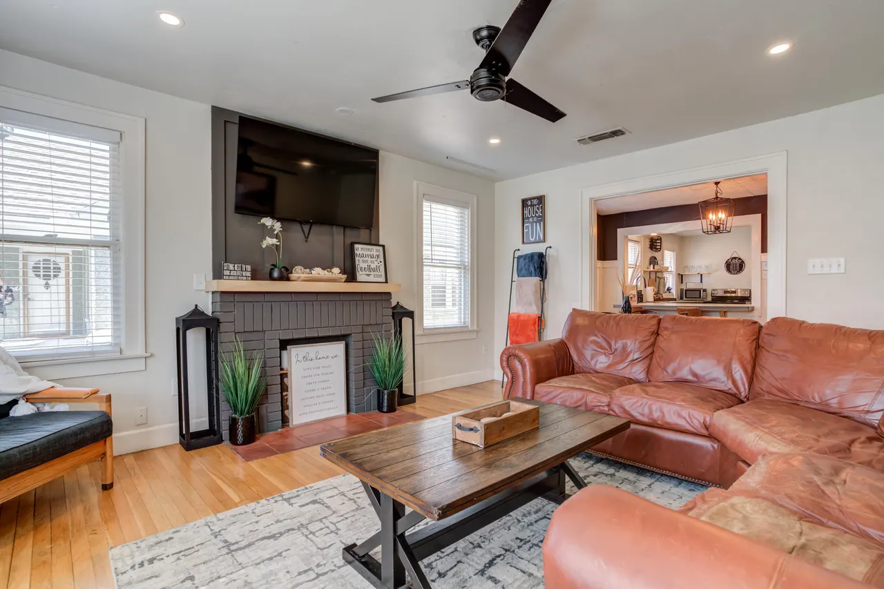 Photo 6 — 2116 25th Street, Lubbock, TX 79411