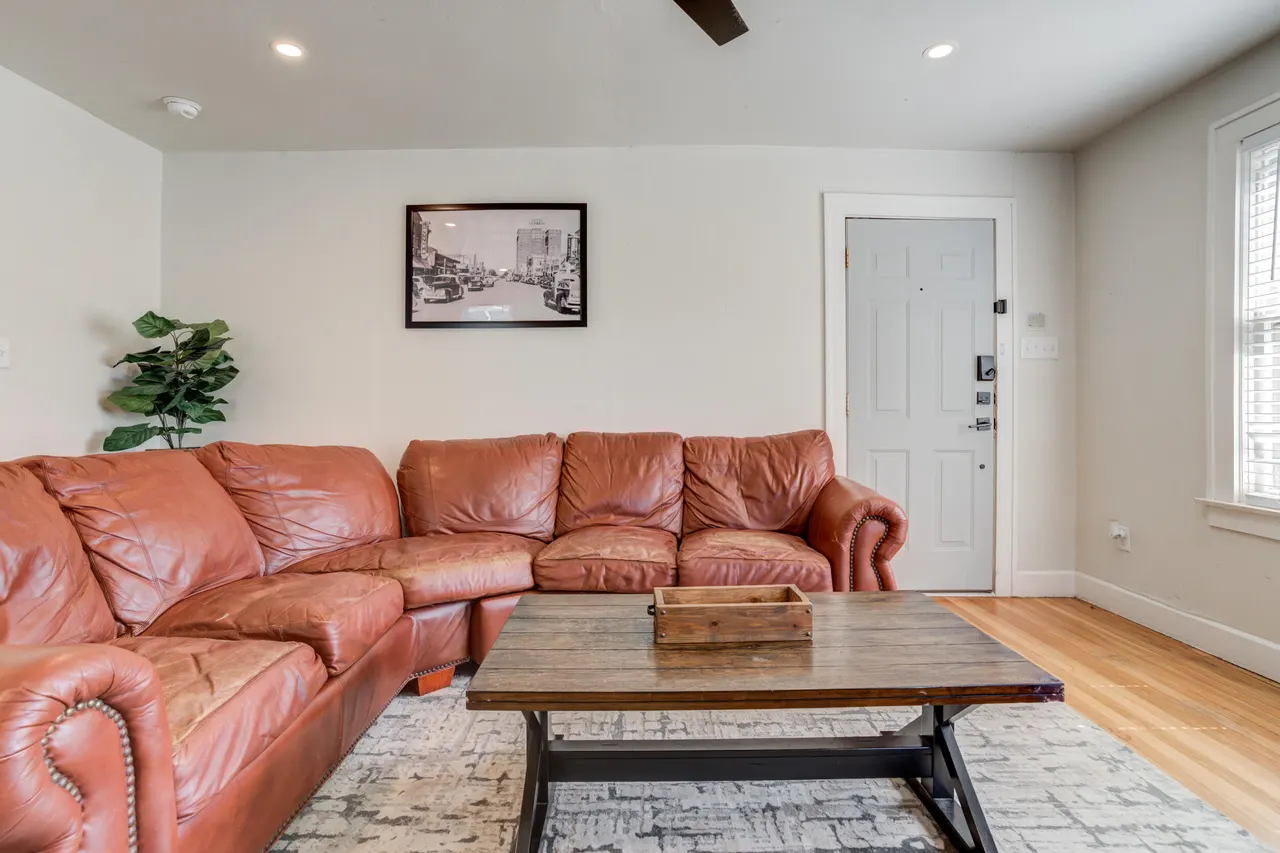 Photo 7 — 2116 25th Street, Lubbock, TX 79411