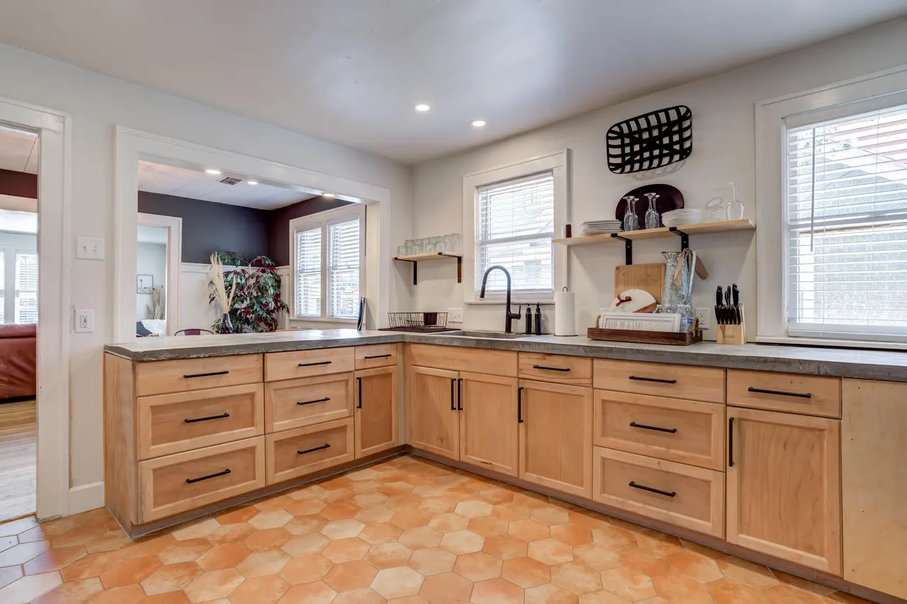 Photo 22 — 2116 25th Street, Lubbock, TX 79411