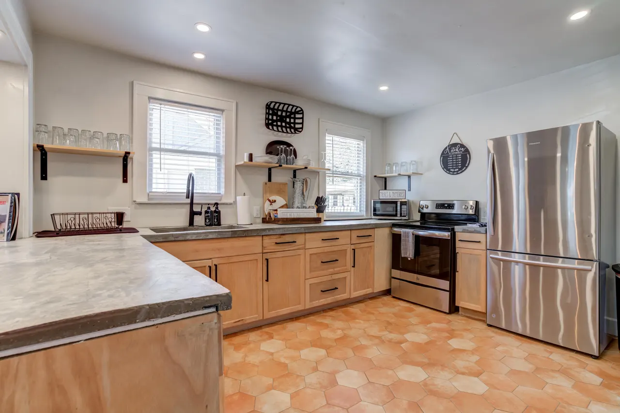 Photo 24 — 2116 25th Street, Lubbock, TX 79411