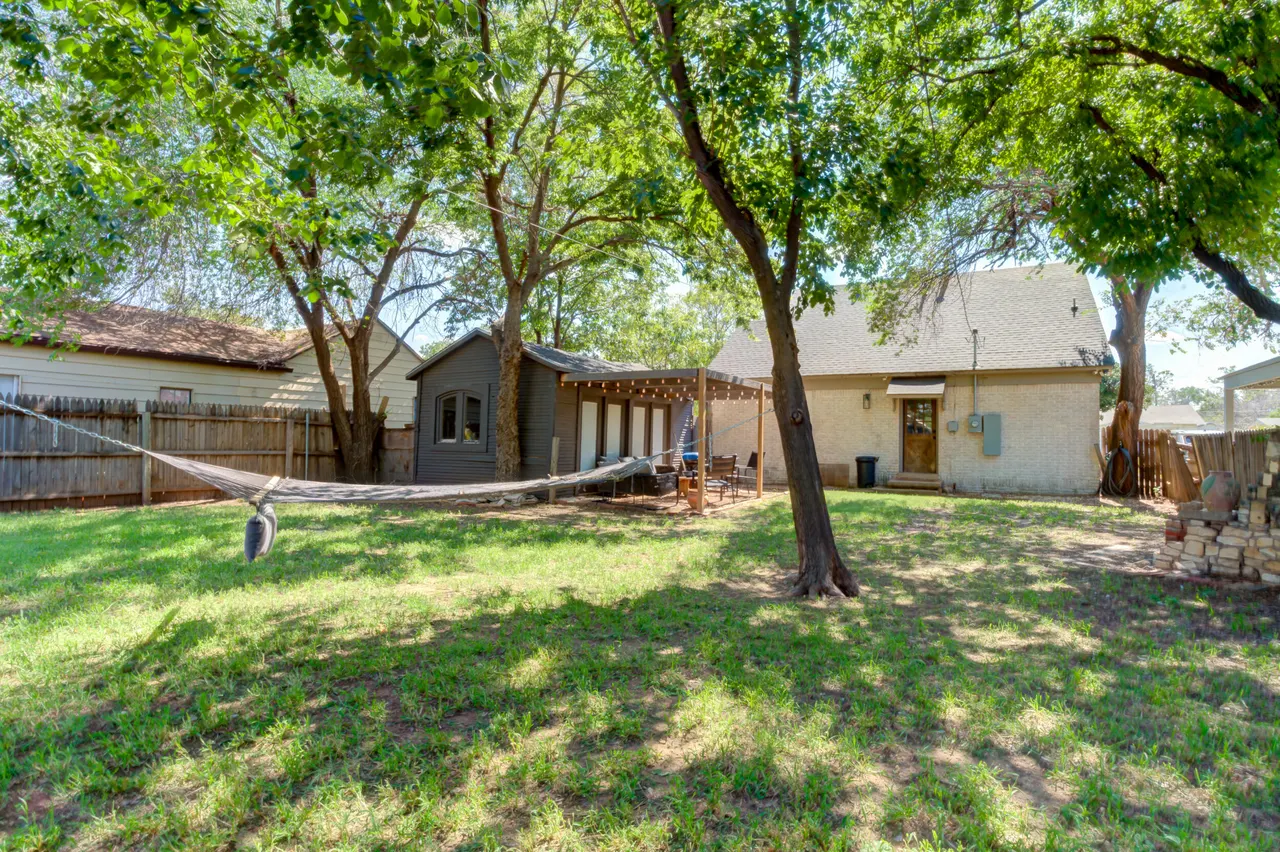 Photo 37 — 2116 25th Street, Lubbock, TX 79411