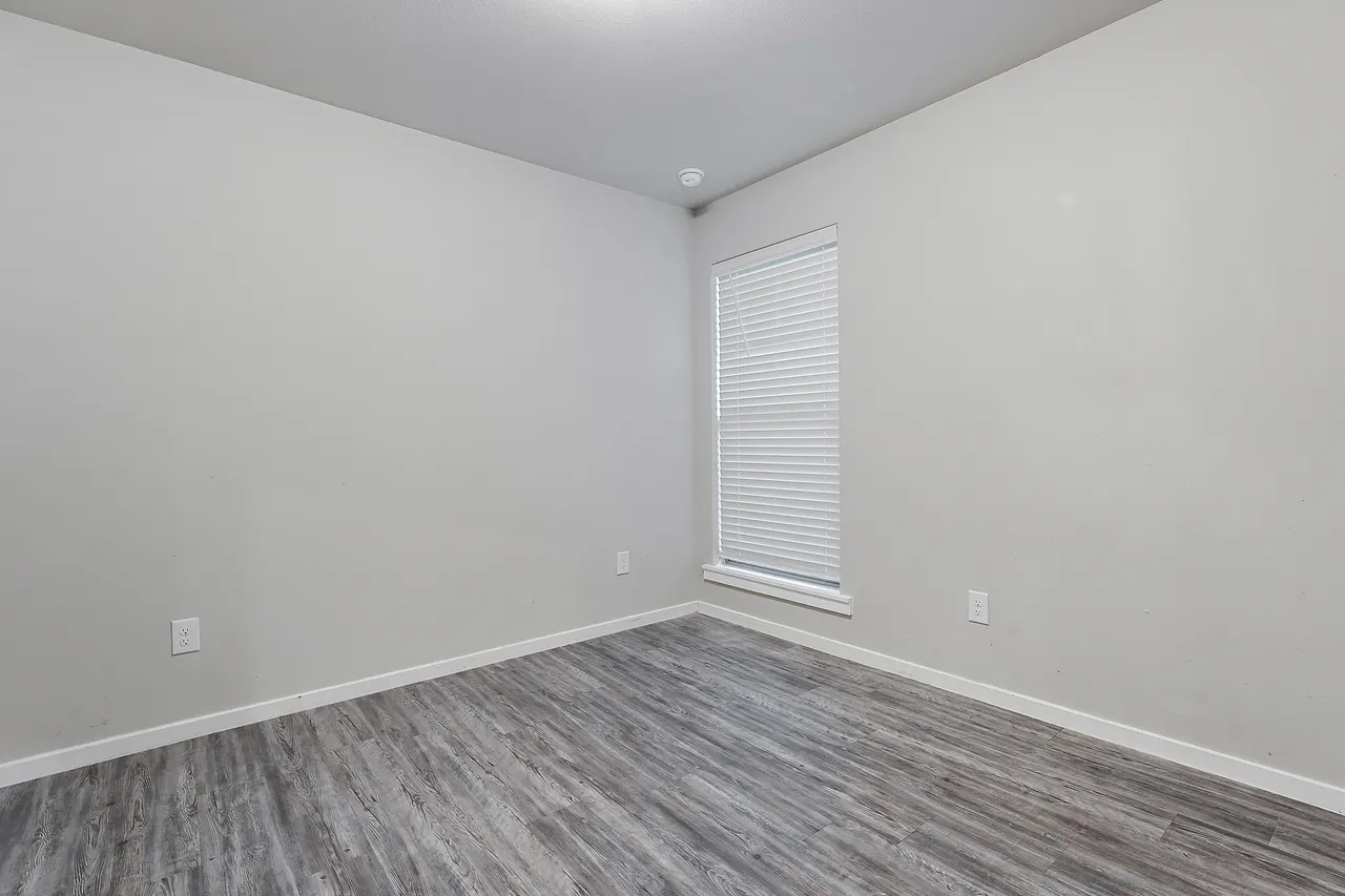 Photo 13 — 2120 N Avenue J # 1-2, Lubbock, TX 79403