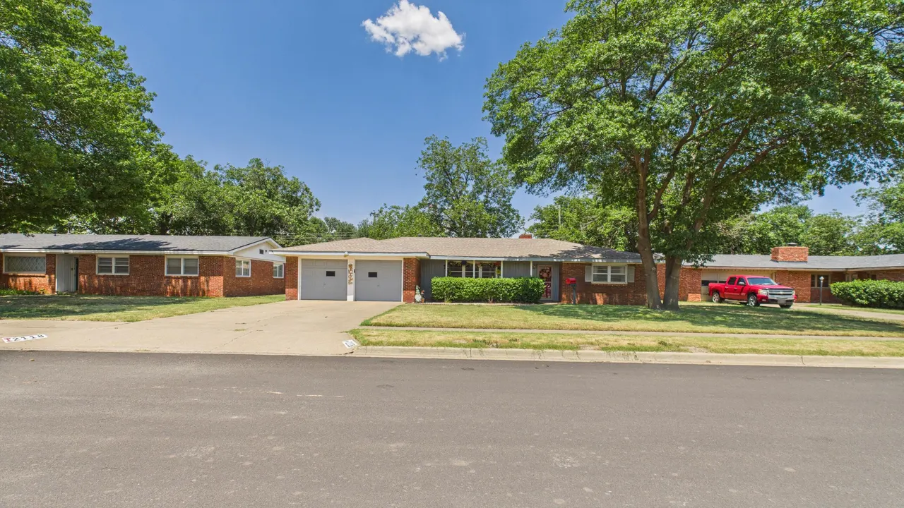 Photo 5 — 2118 55th Street, Lubbock, TX 79412