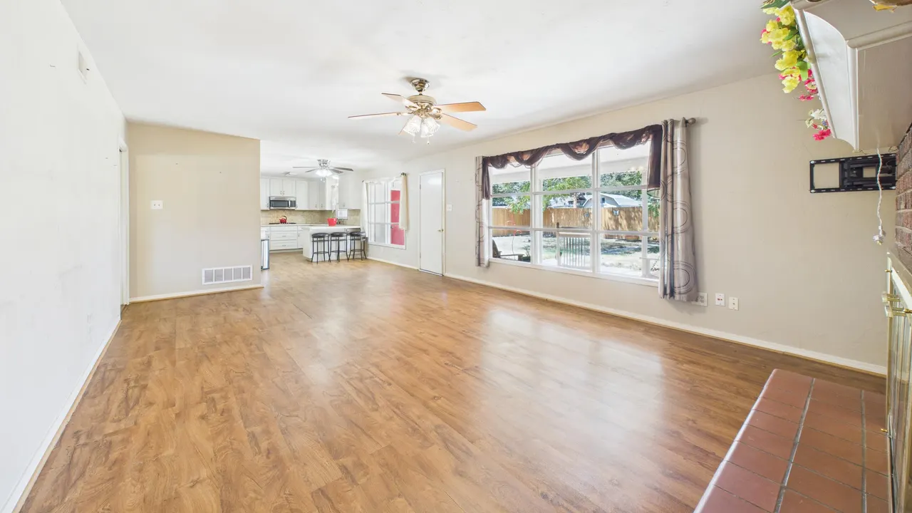 Photo 17 — 2118 55th Street, Lubbock, TX 79412