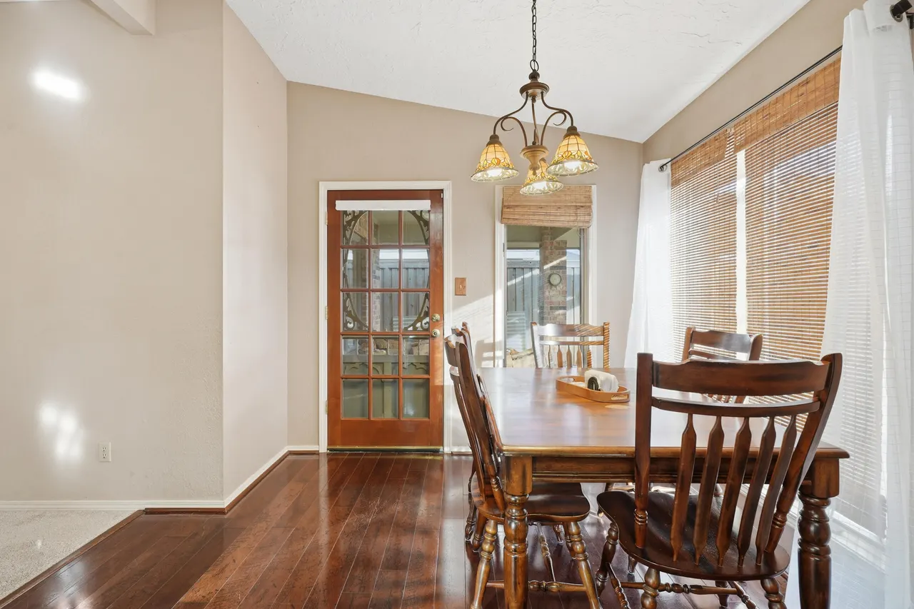 Photo 12 — 1102 Poplar Street, Levelland, TX 79336