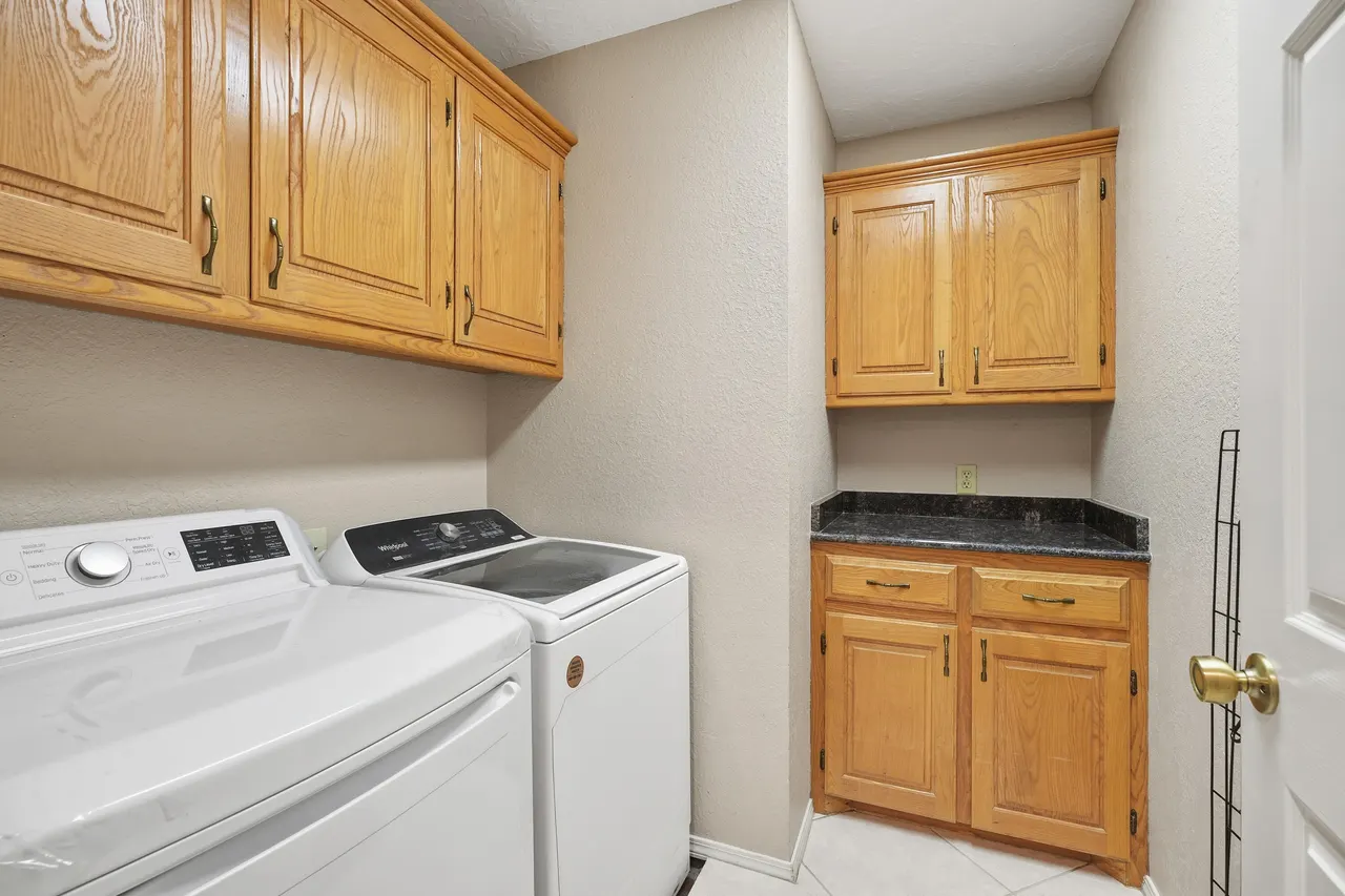 Photo 23 — 1102 Poplar Street, Levelland, TX 79336