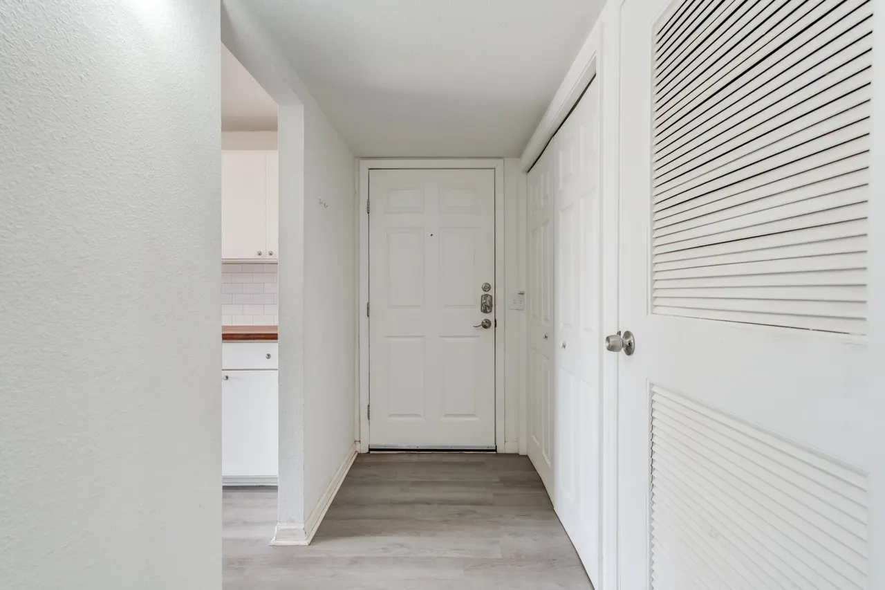 Photo 9 — 2803 66th Street, Lubbock, TX 79413