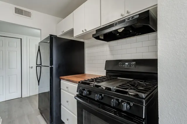 Photo 7 — 2803 66th Street, Lubbock, TX 79413
