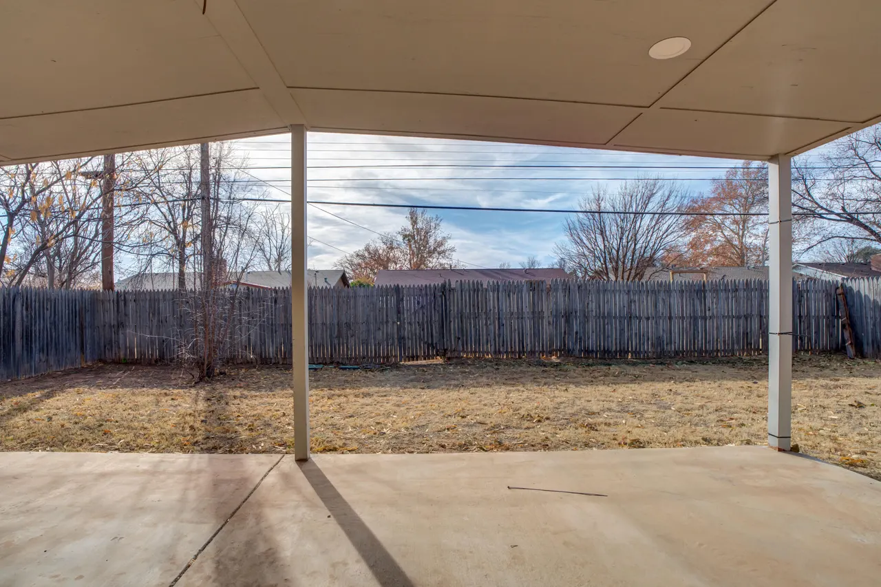 Photo 23 — 2803 66th Street, Lubbock, TX 79413